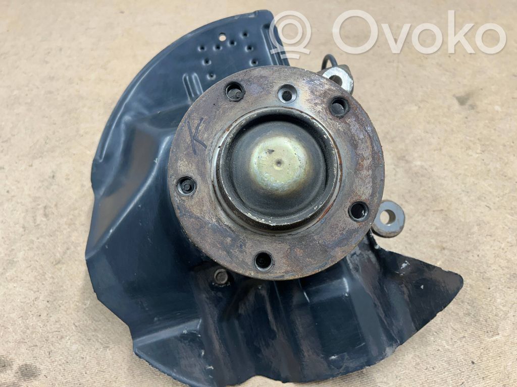 BMW 3 E46 Front wheel hub spindle knuckle 