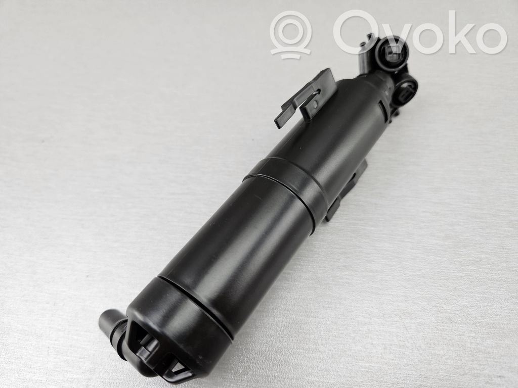 BMW X3 F25 Dysza spryskiwacza lampy przedniej 