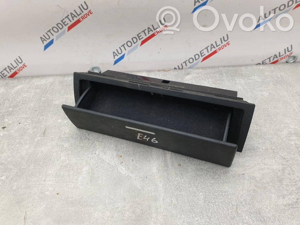 Dashboard storage box/compartment   8260312,51168260312