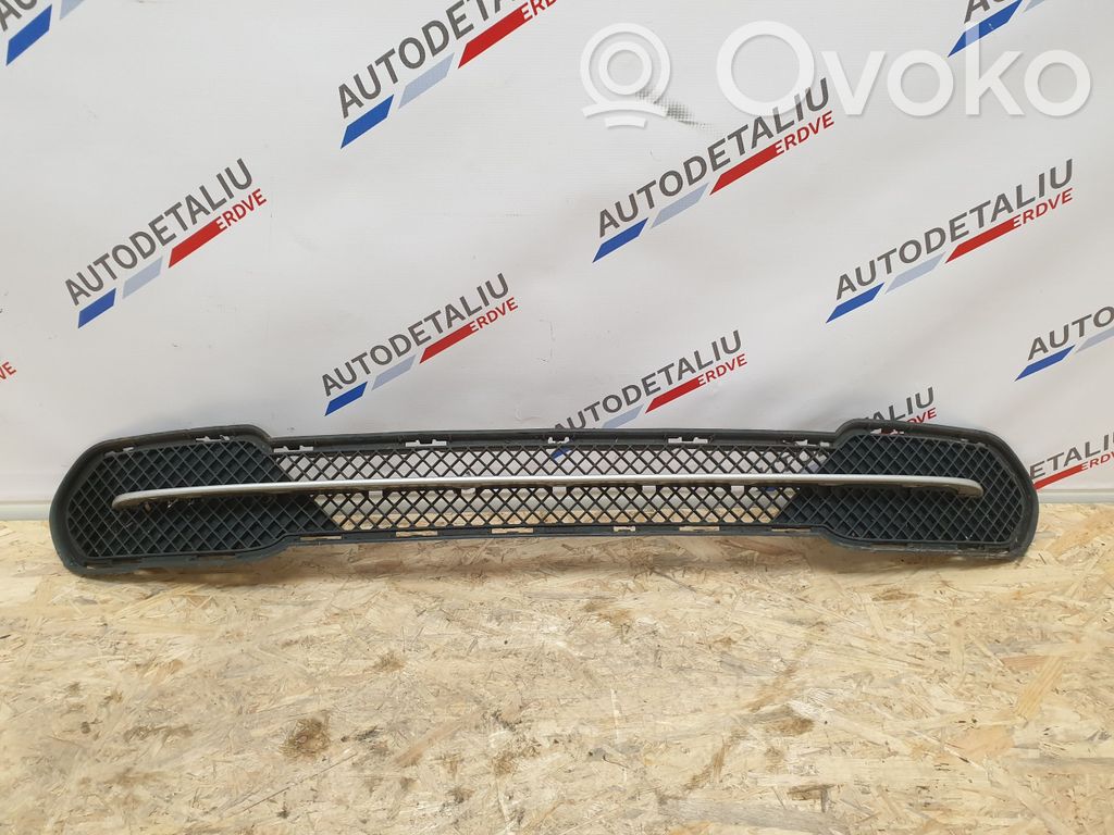 BMW X1 E84 Front bumper lower grill 