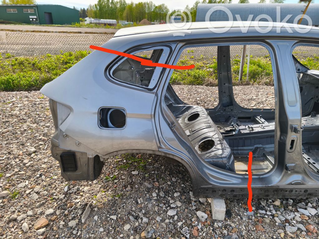 BMW X1 E84 Panel lateral trasero 