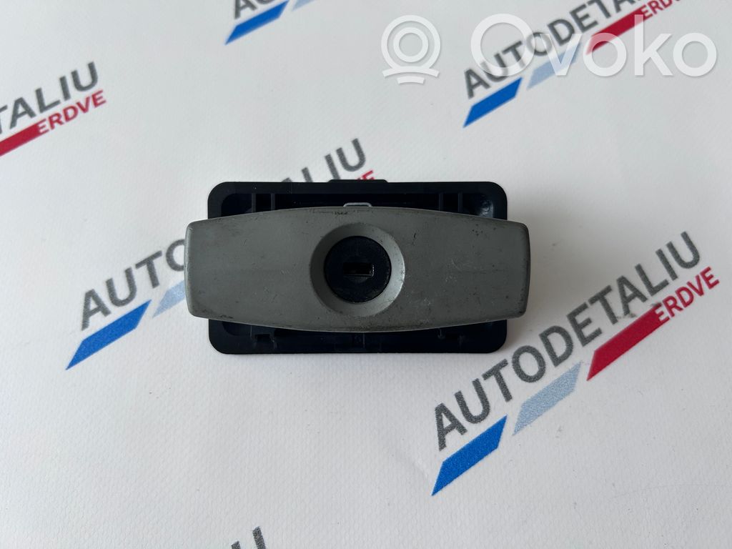 BMW 5 E60 E61 Glove box handle 
