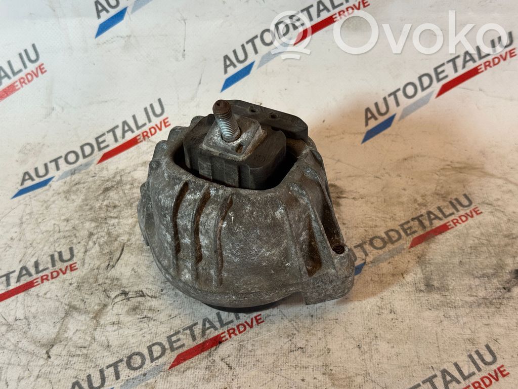 BMW 3 E92 E93 Engine mount bracket 