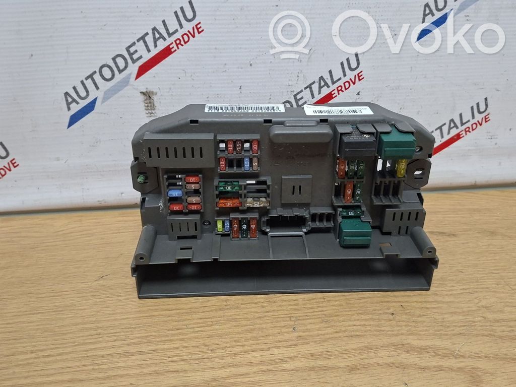 BMW X5 E70 Fuse module 