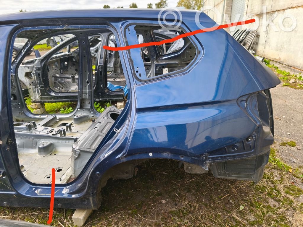 BMW X3 F25 Takakulmapaneeli 