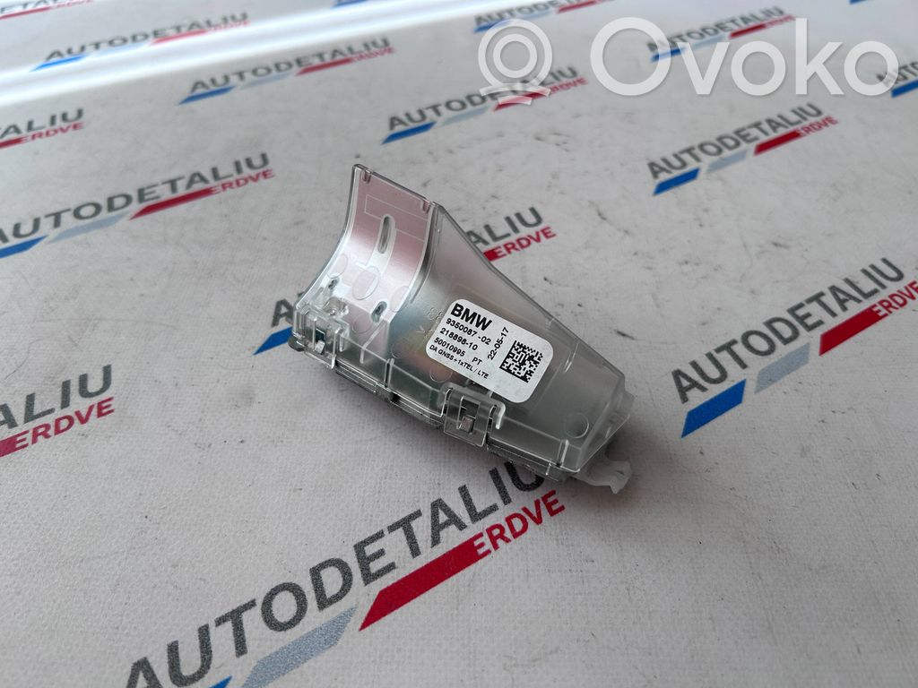 BMW 4 F32 F33 GPS-pystyantenni 
