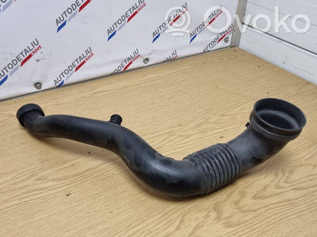 BMW 7 E65 E66 Air intake duct part 