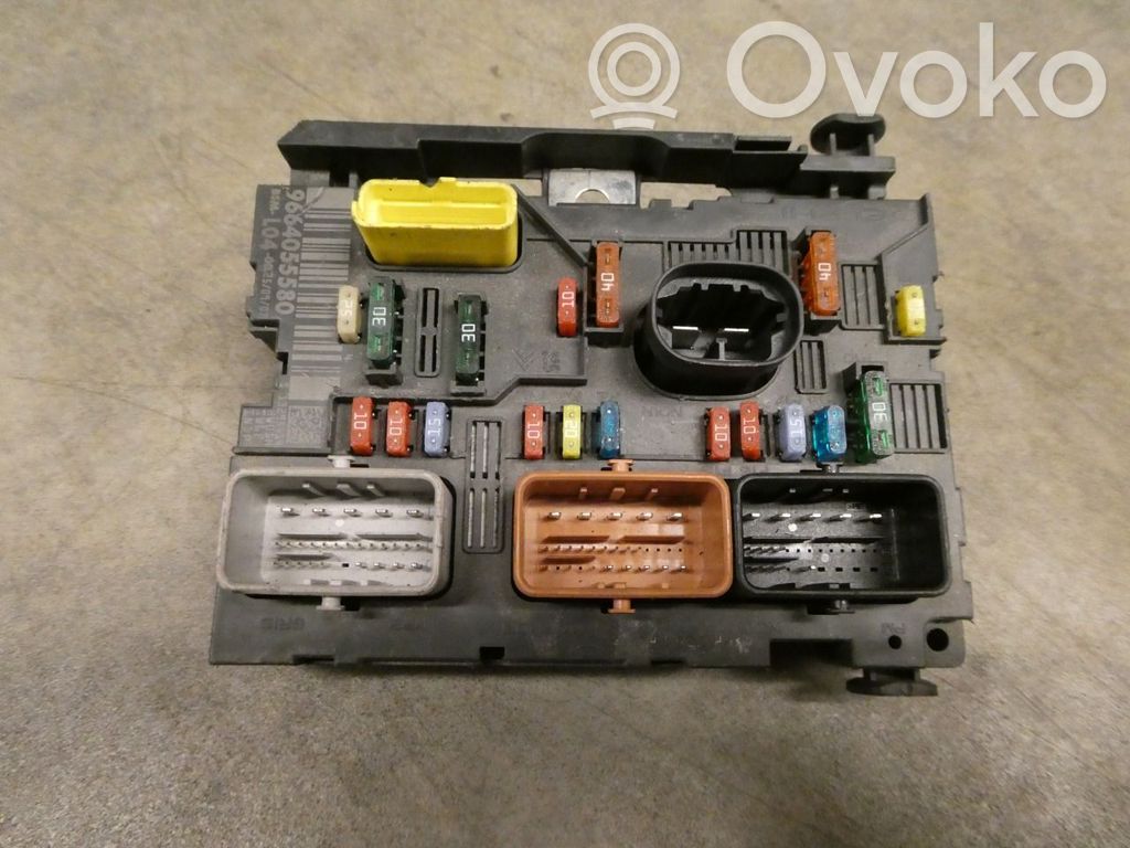 Citroen C3 Fuse module 