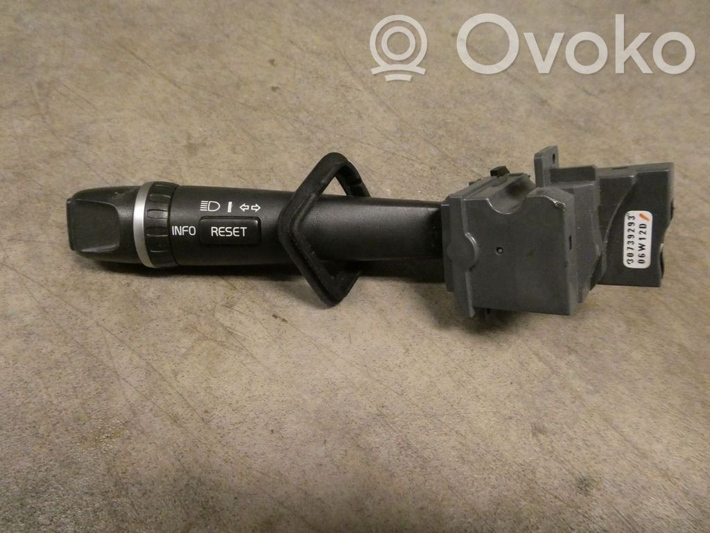 Volvo V70 Palanca de intermitentes 