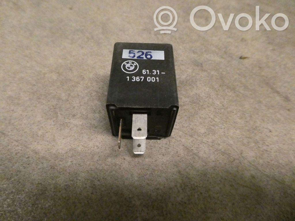 Audi A4 S4 B8 8K Hätävilkun rele 