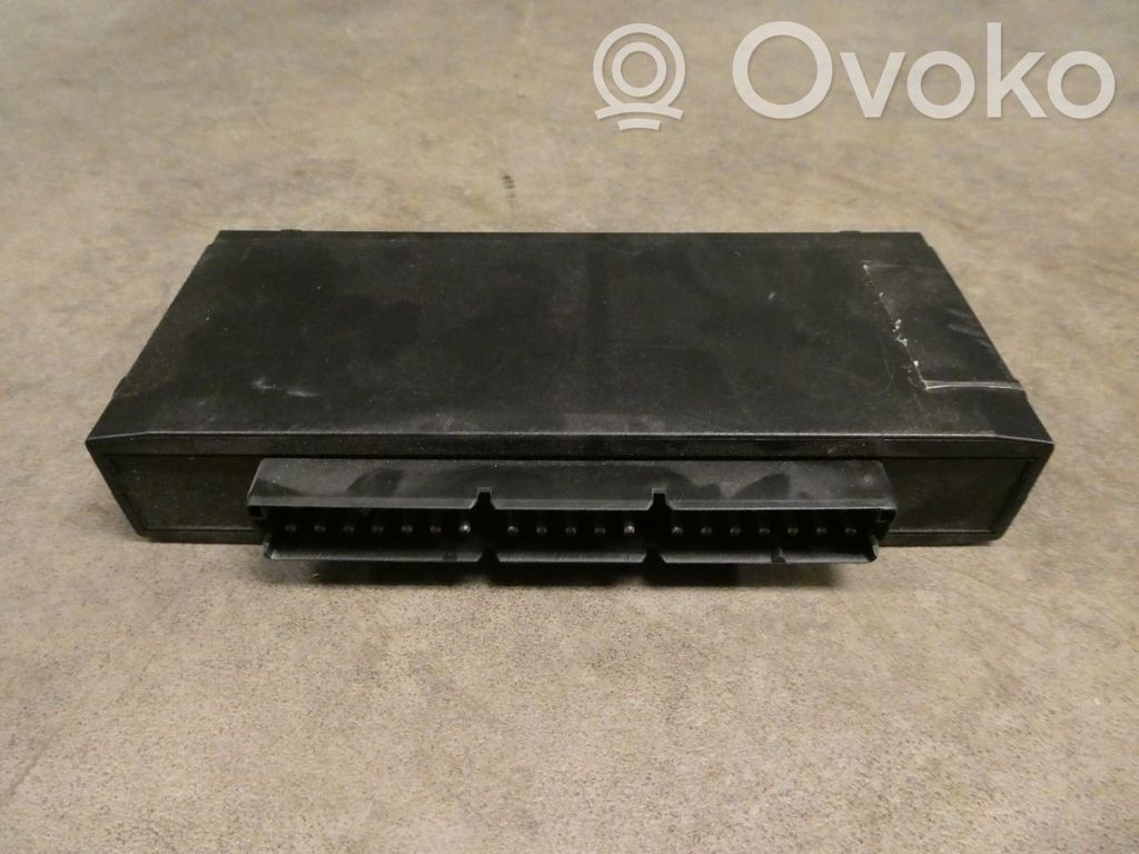 BMW 5 E34 Gaismas modulis LCM 