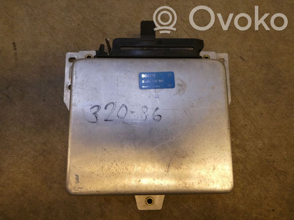 BMW 3 E30 Įpurškimo valdymo blokas 