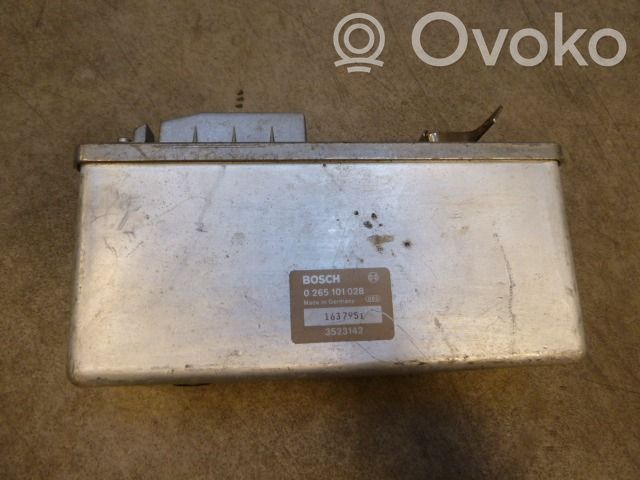 Volvo 240 Module de fusibles 