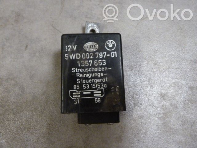 Window wiper relay   1357663,5WD00279701
