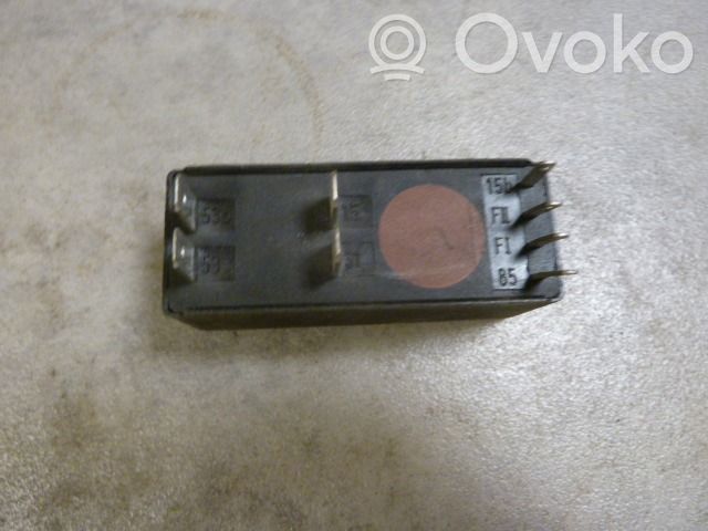 Window wiper relay   1386978