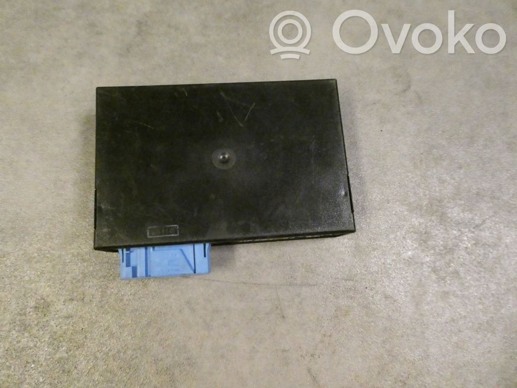 BMW 3 E46 Cruise control relay 