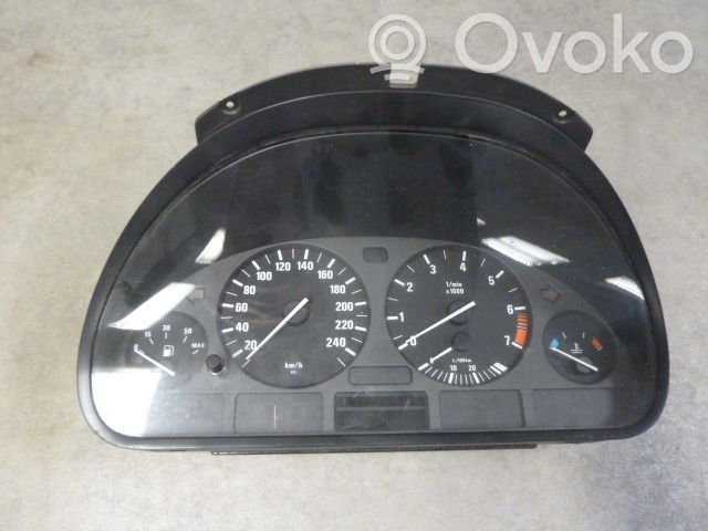 BMW 5 E39 Nopeusmittari (mittaristo) 