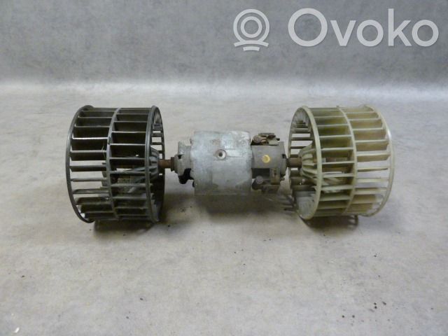 Heizungslüfter   0130063031