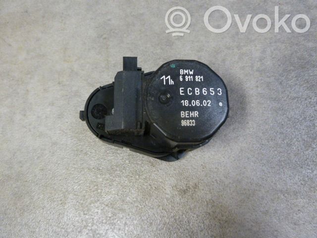 BMW 7 E65 E66 Motor/activador trampilla del aire acondicionado (A/C) 