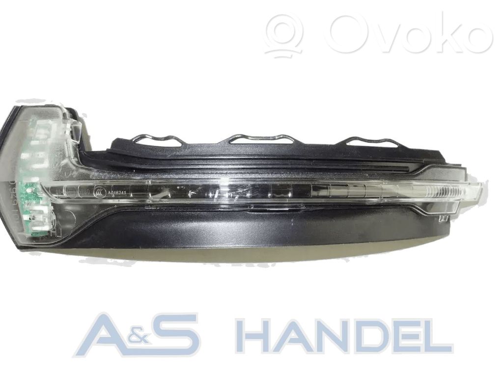 Front indicator light   8V0949101,8V1857409F9B9