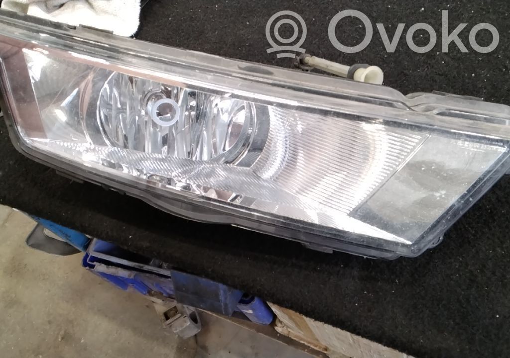 Etusumuvalo   5JA941700D