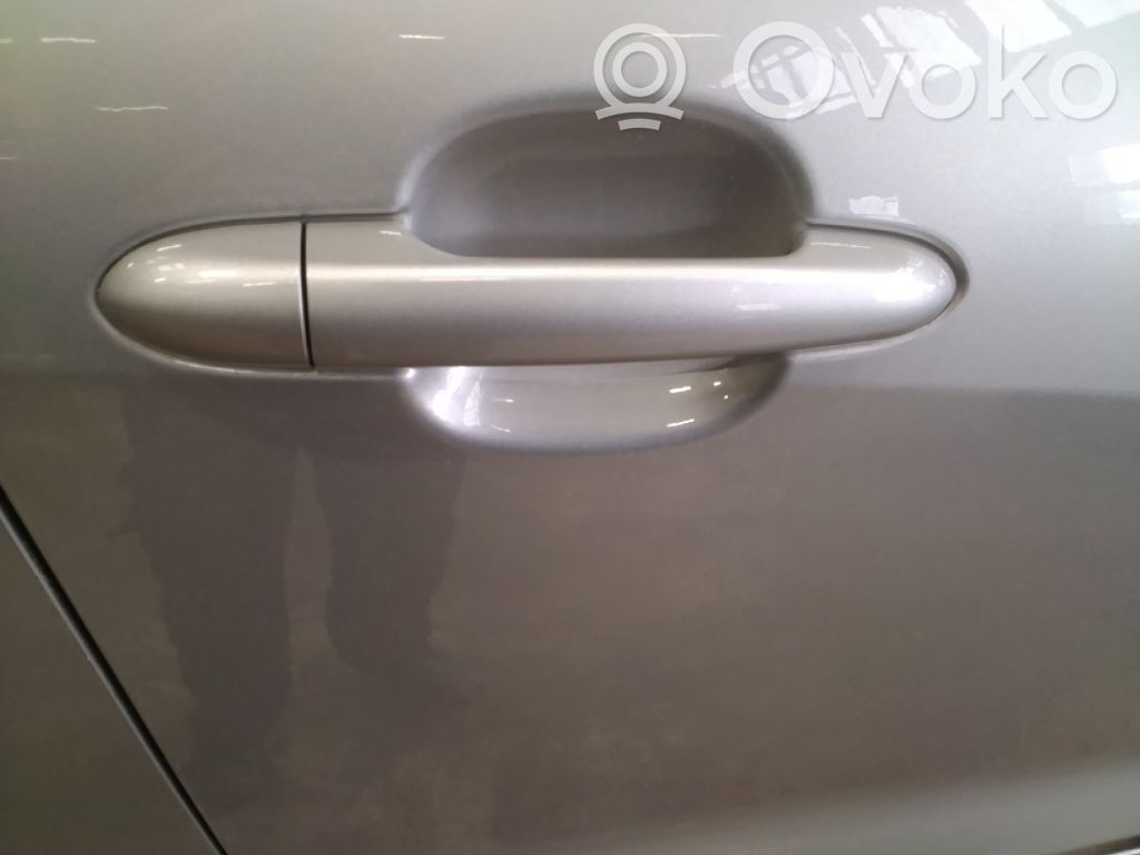 Etuoven ulkokahva   826651W000