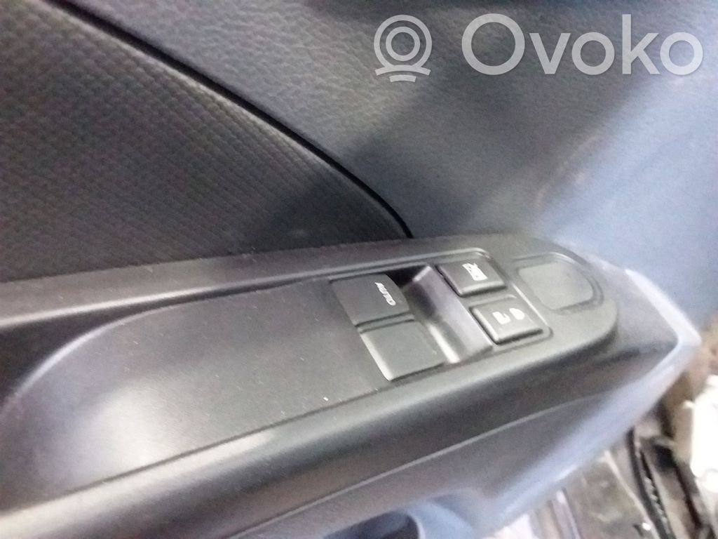 Suzuki Celerio Electric window control switch 