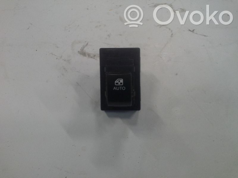 Elektrisko logu slēdzis   935751H100