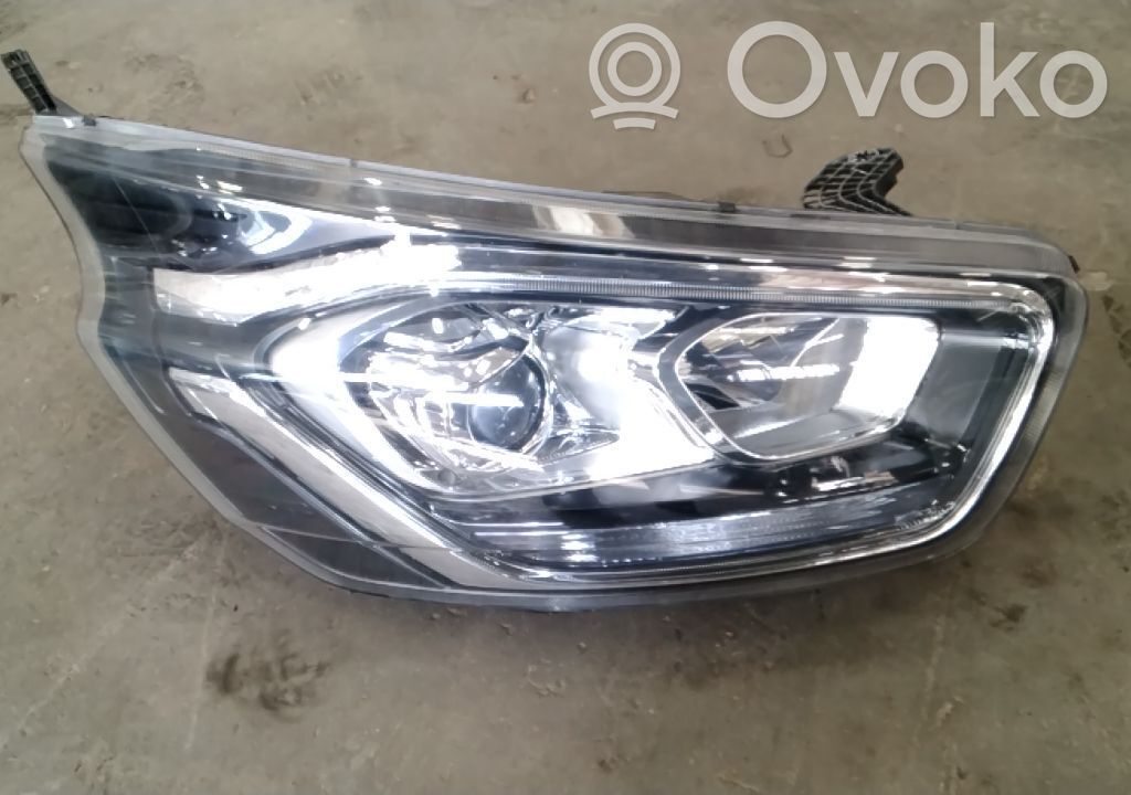 Headlight/headlamp   2481753