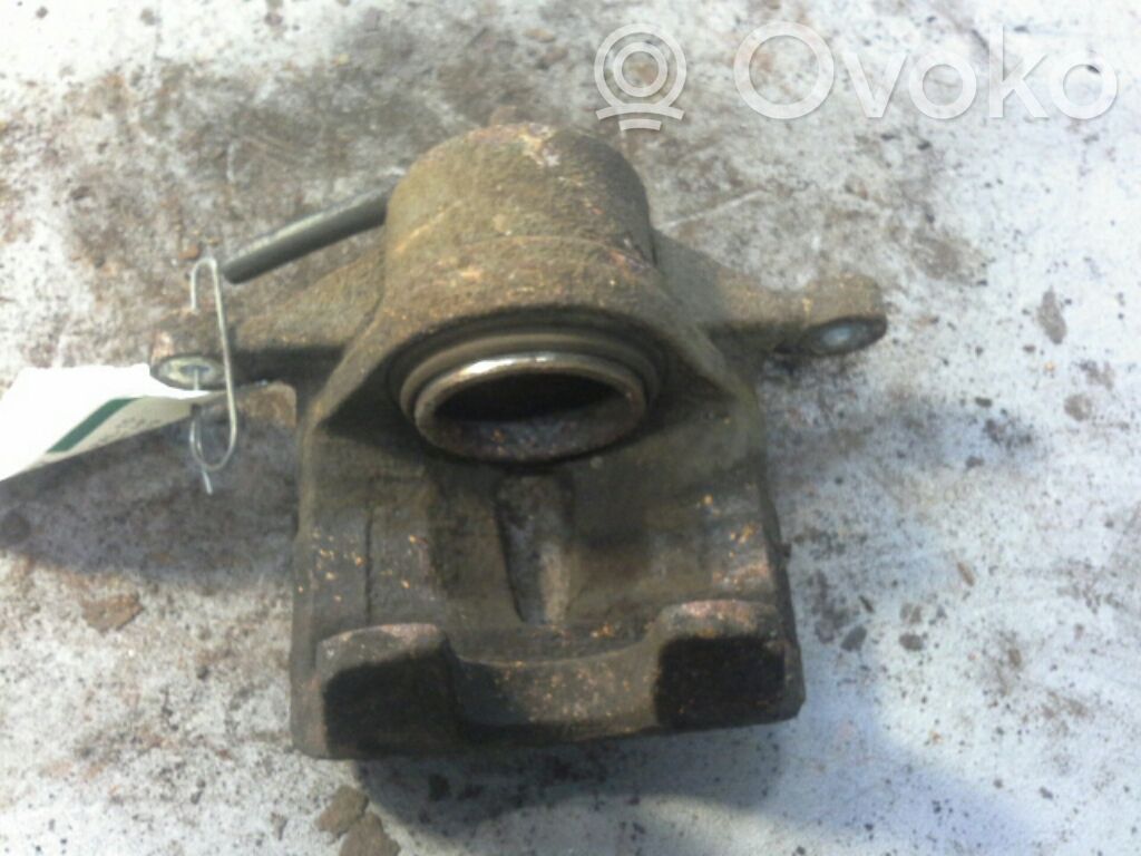 Передний суппорт   581301H000