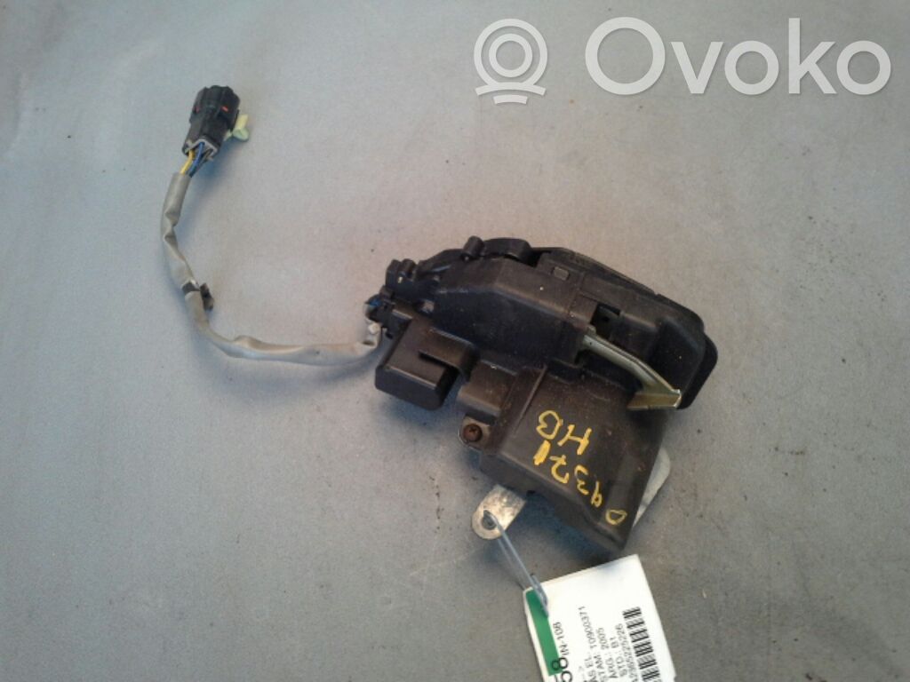 Central locking motor   814202F010