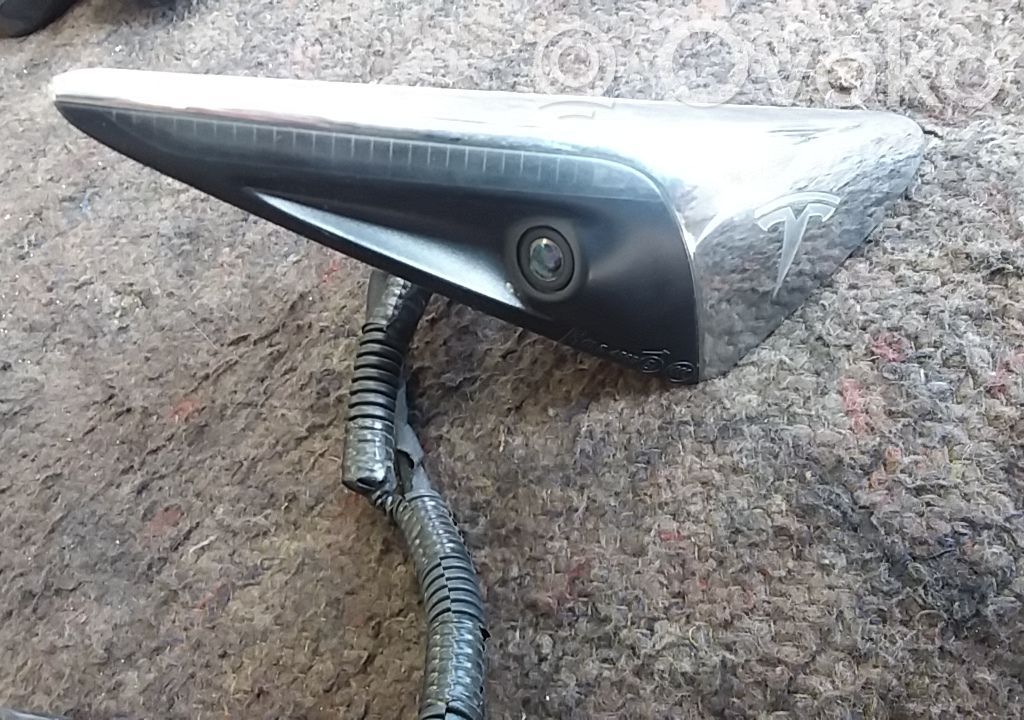 Reversing camera   149586520C