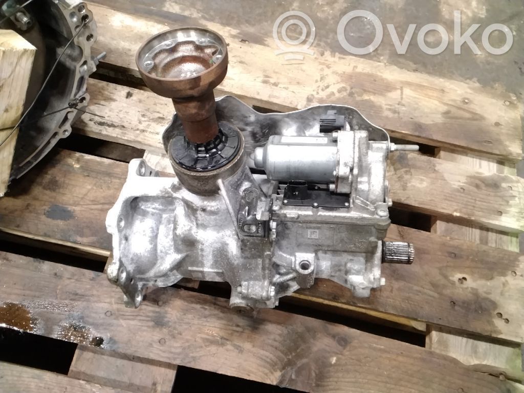 Ford Kuga III Pavarų dėžės reduktorius (razdatkė) 