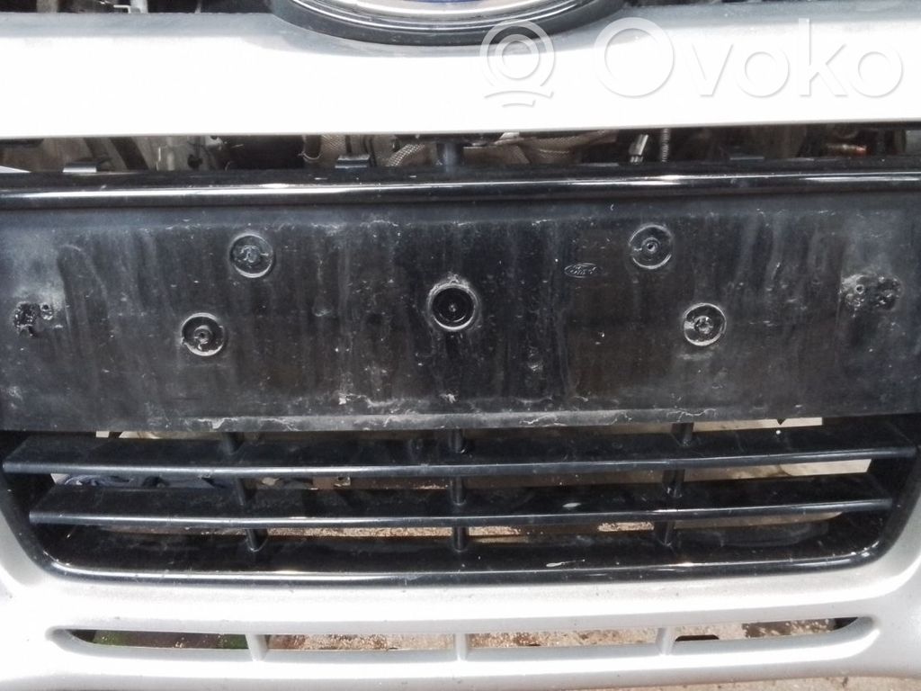 Front bumper upper radiator grill   1719219