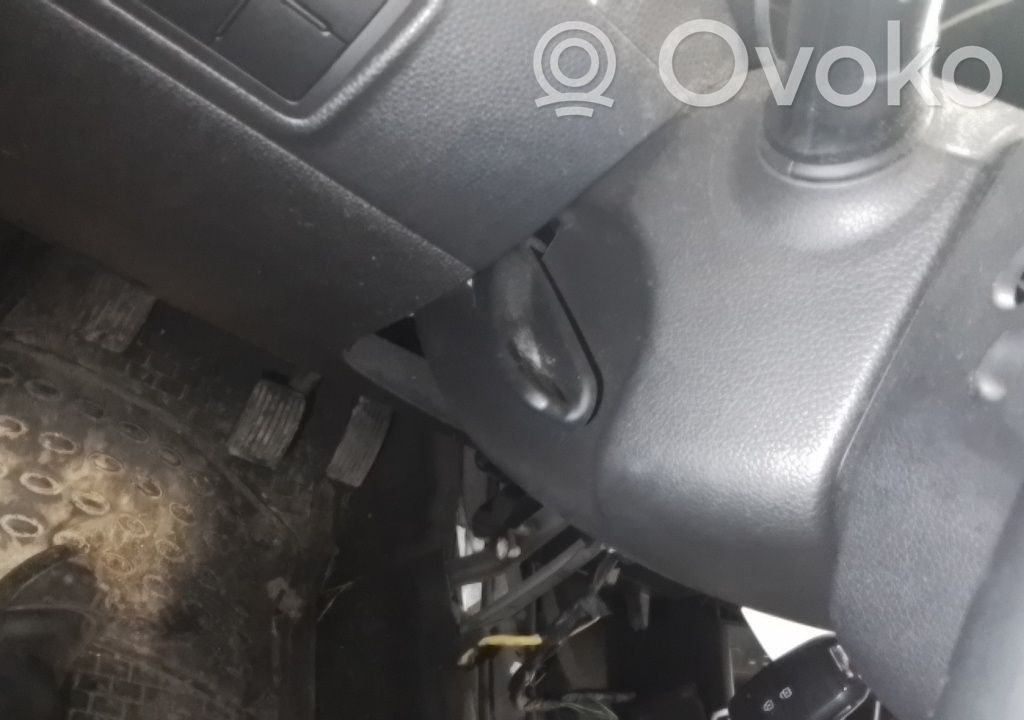Steering wheel column trim   845101Y001EQ