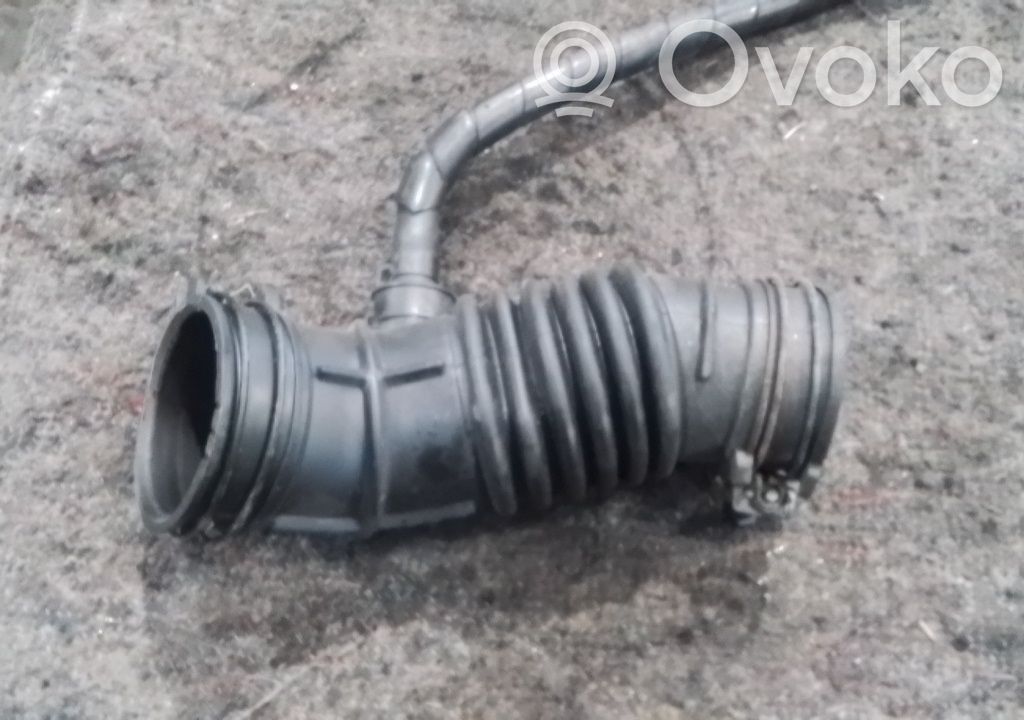 KIA Rio Air intake hose/pipe 