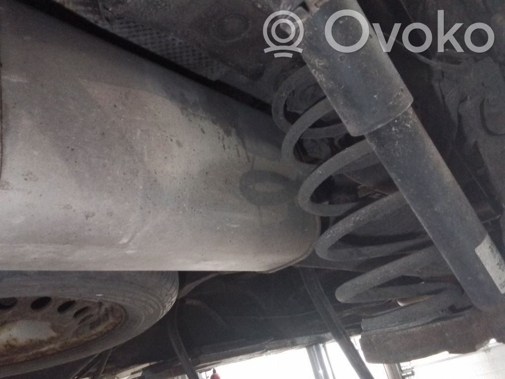 Opel Combo D Muelle espiral trasero 