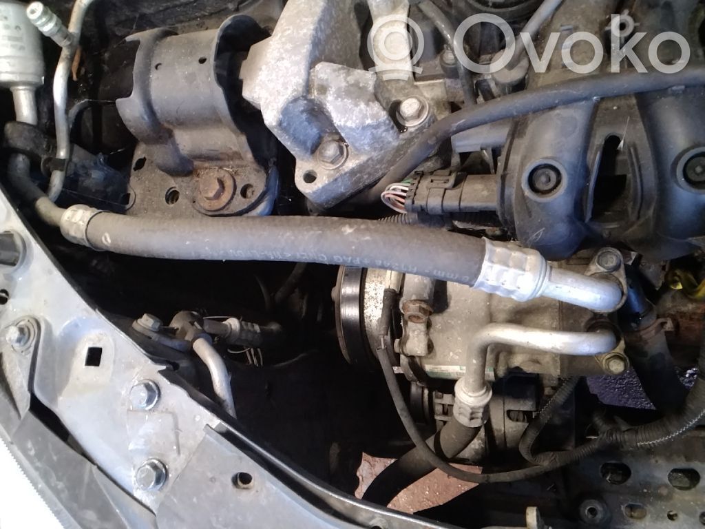 Renault Clio II Ilmastointilaitteen putki (A/C) 
