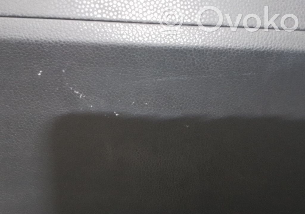KIA Picanto Apšuvums aizmugurējām durvīm 