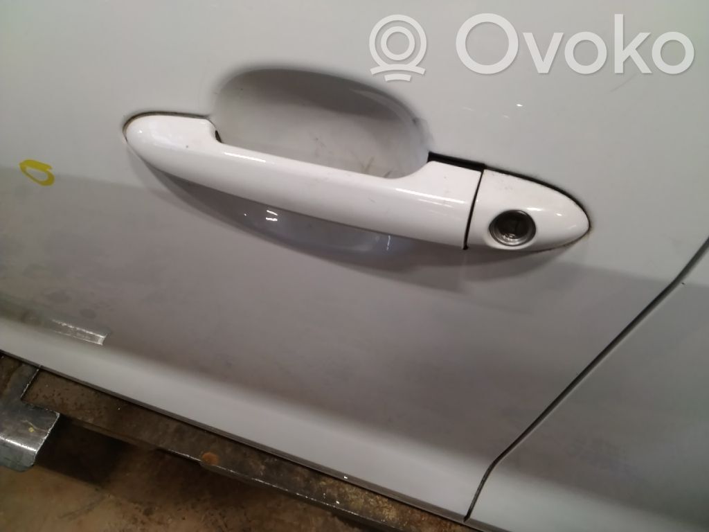 Etuoven ulkokahva   826511W1003D