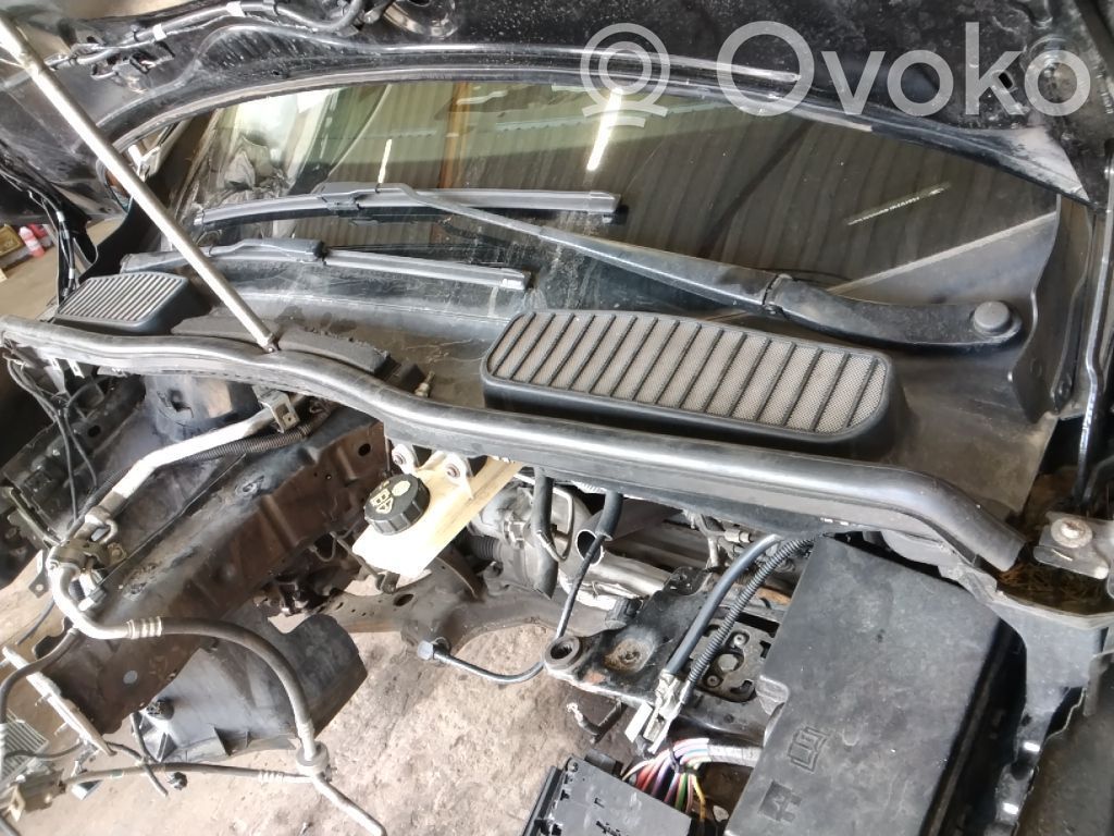 Ford C-MAX II Wiper trim 