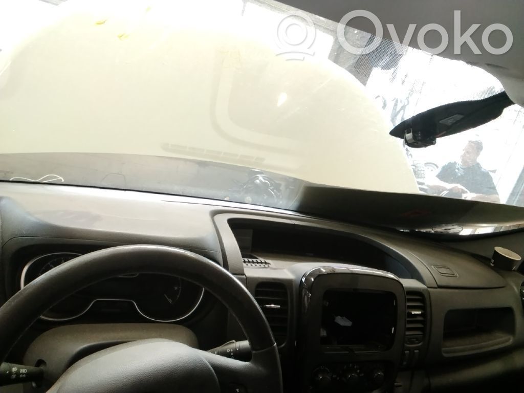 Opel Vivaro Kojelauta 