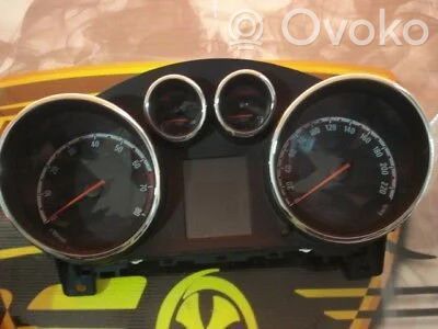 Opel Meriva B Панель 