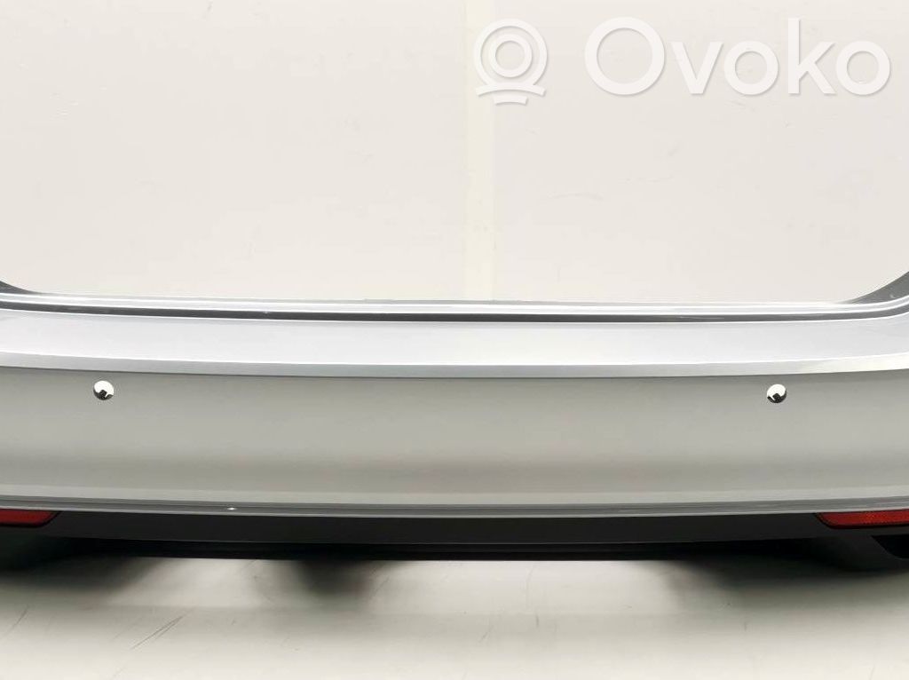 Volkswagen PASSAT B8 Parachoques 