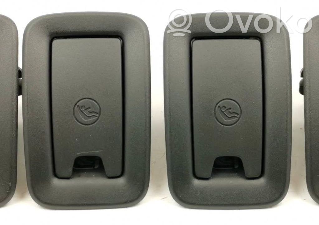 Audi A5 8T 8F Motor y varillaje del limpiaparabrisas delantero 