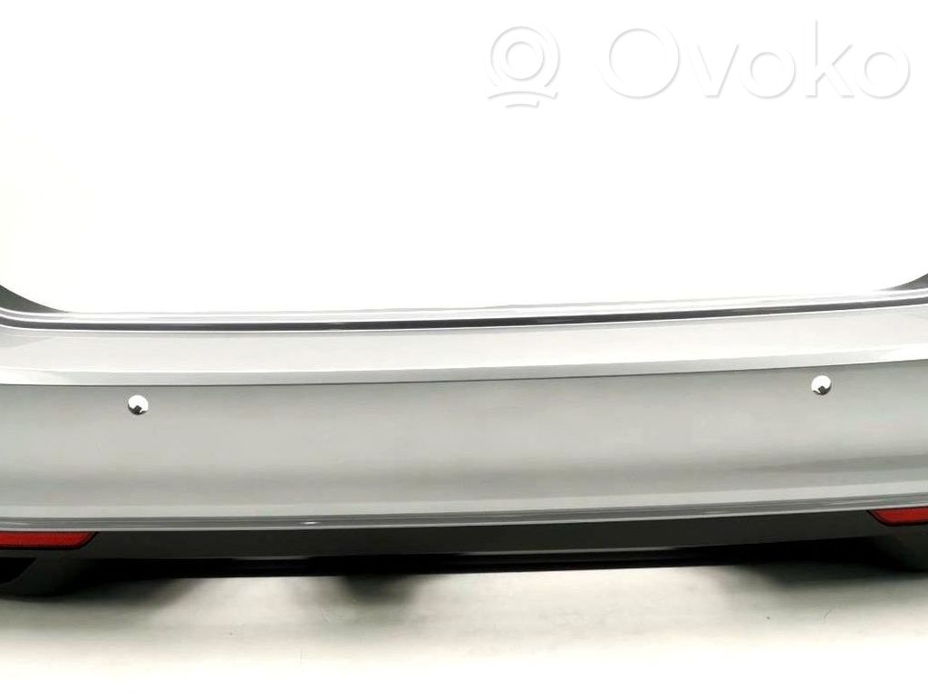 Volkswagen PASSAT B8 Parachoques 