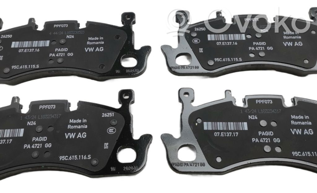 Audi Q6 e-tron Brake pads (front) 