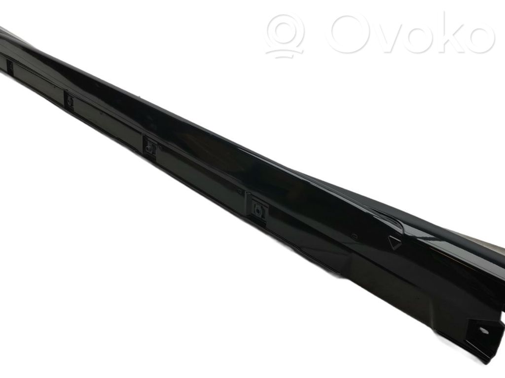 Volkswagen ID.7 Foot area side trim 