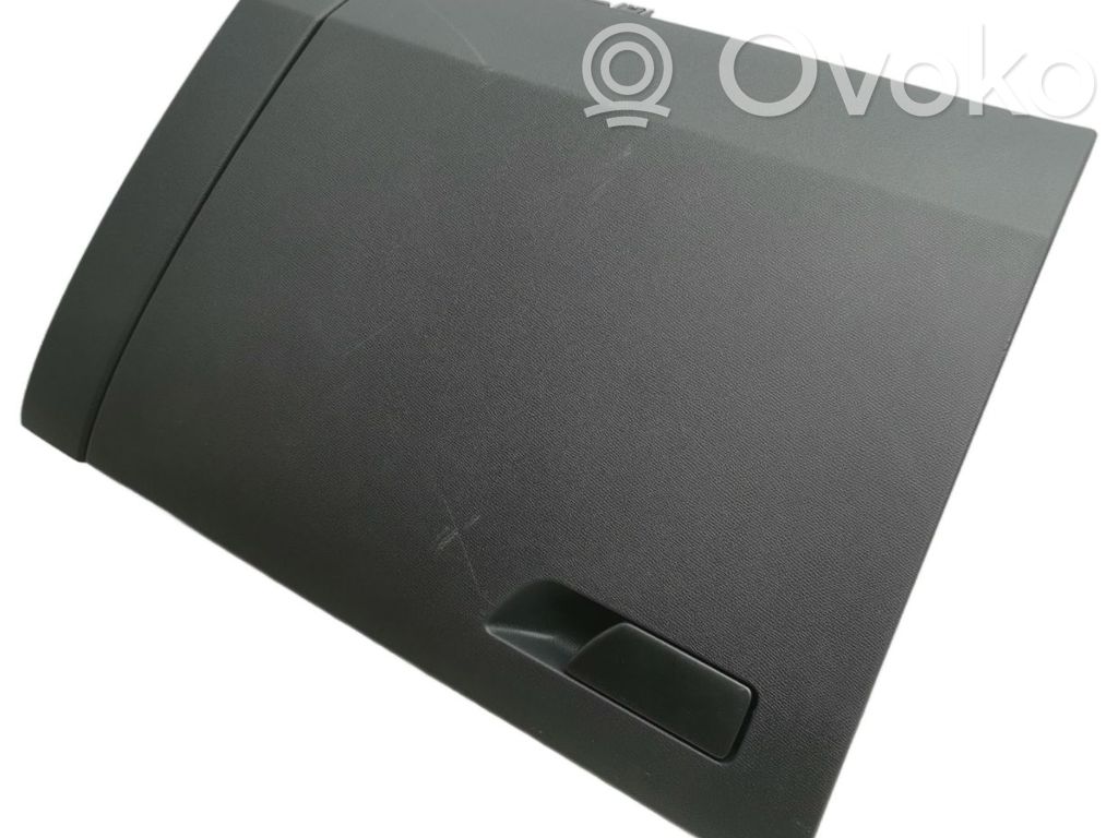 Guantera   5FB857095J,5FB857095J,5FB857095G4PK,5FB857563A