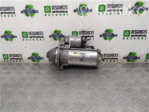 Audi A4 S4 B5 8D Starteris 